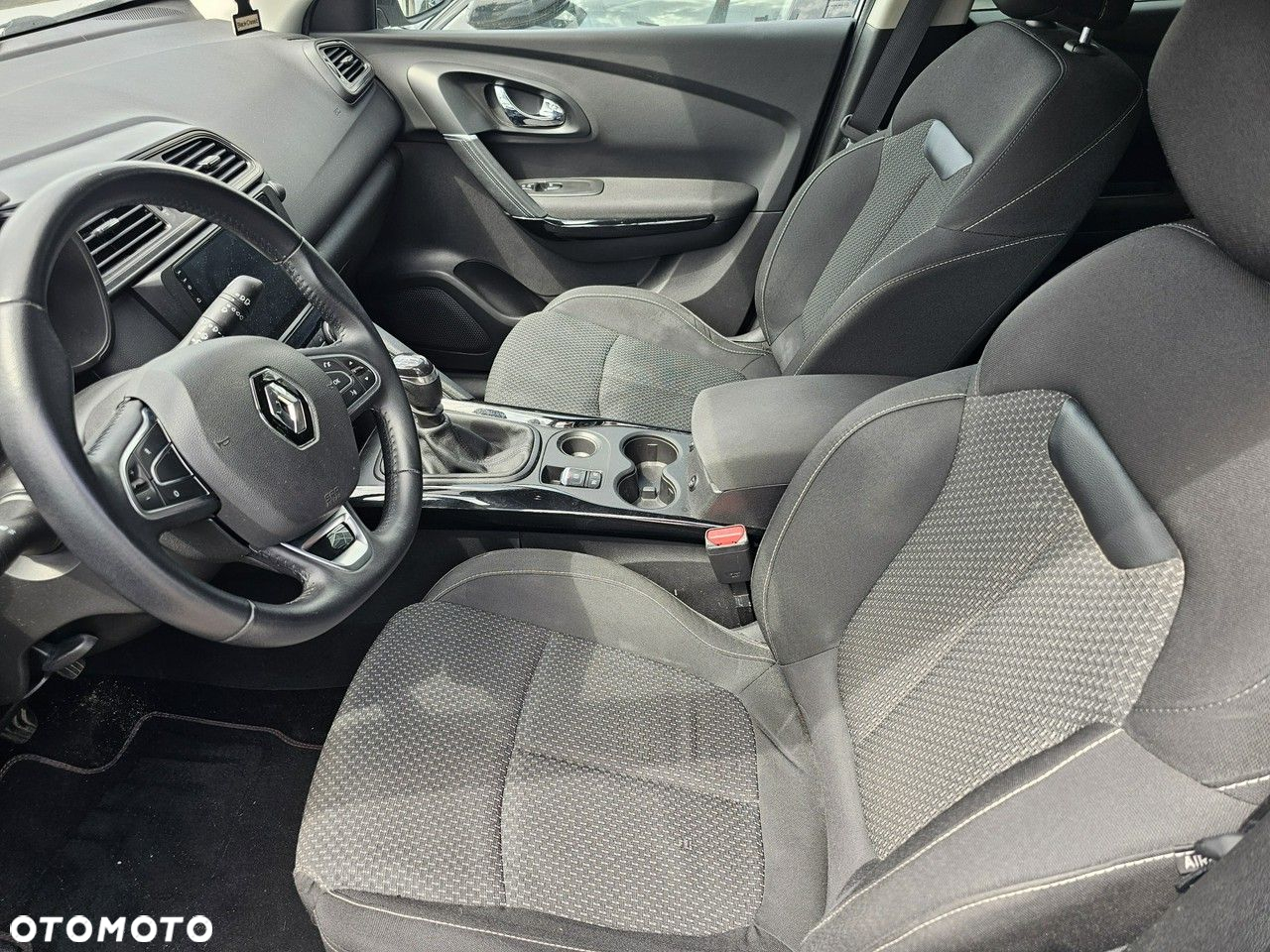 Renault Kadjar 1.2 Energy TCe Adventure - 11