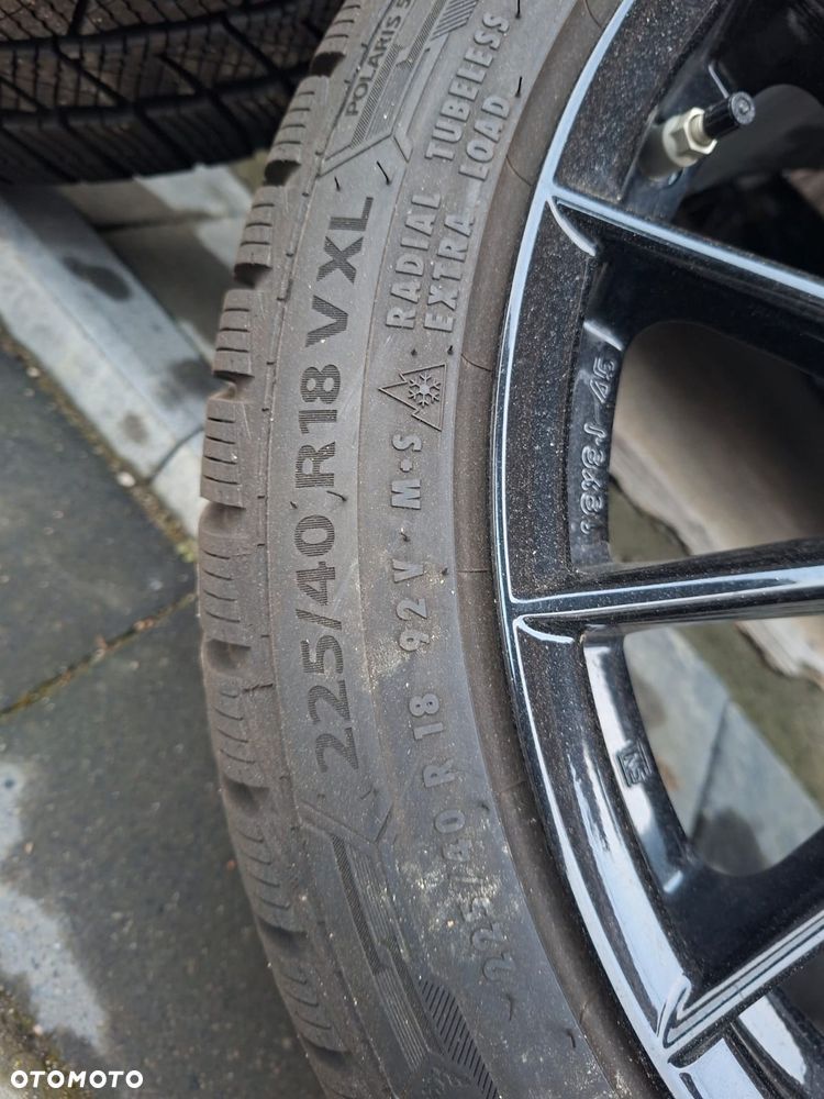 Koła Felgi Toyota Yaris GR 18 Cali 8j ET 45 Opony 24r - 11