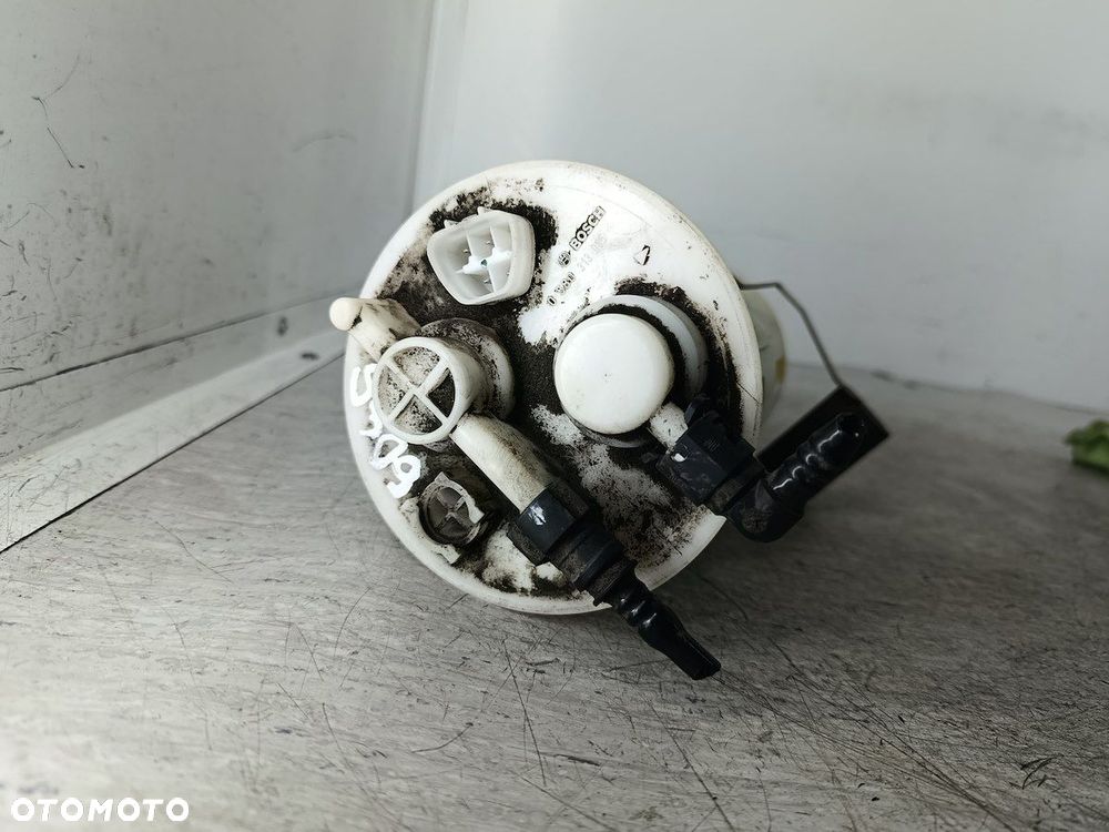 POMPA PALIWA TOYOTA COROLLA IX E12 0580313085 BOSCH 1.4 16V - 6