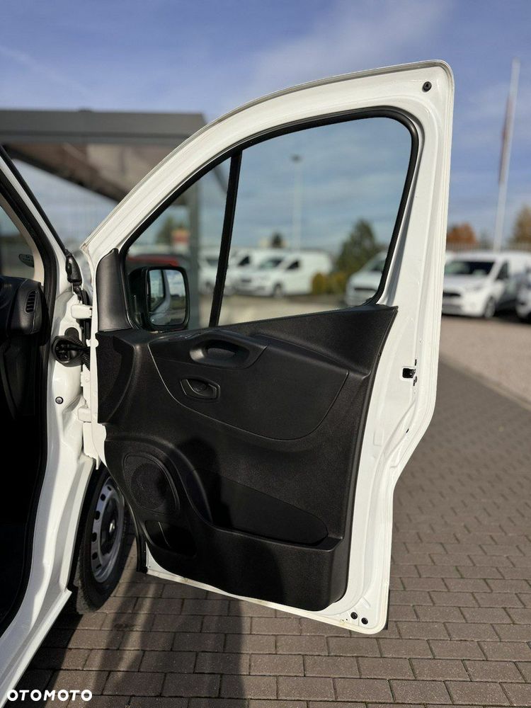 Renault Trafic - 14
