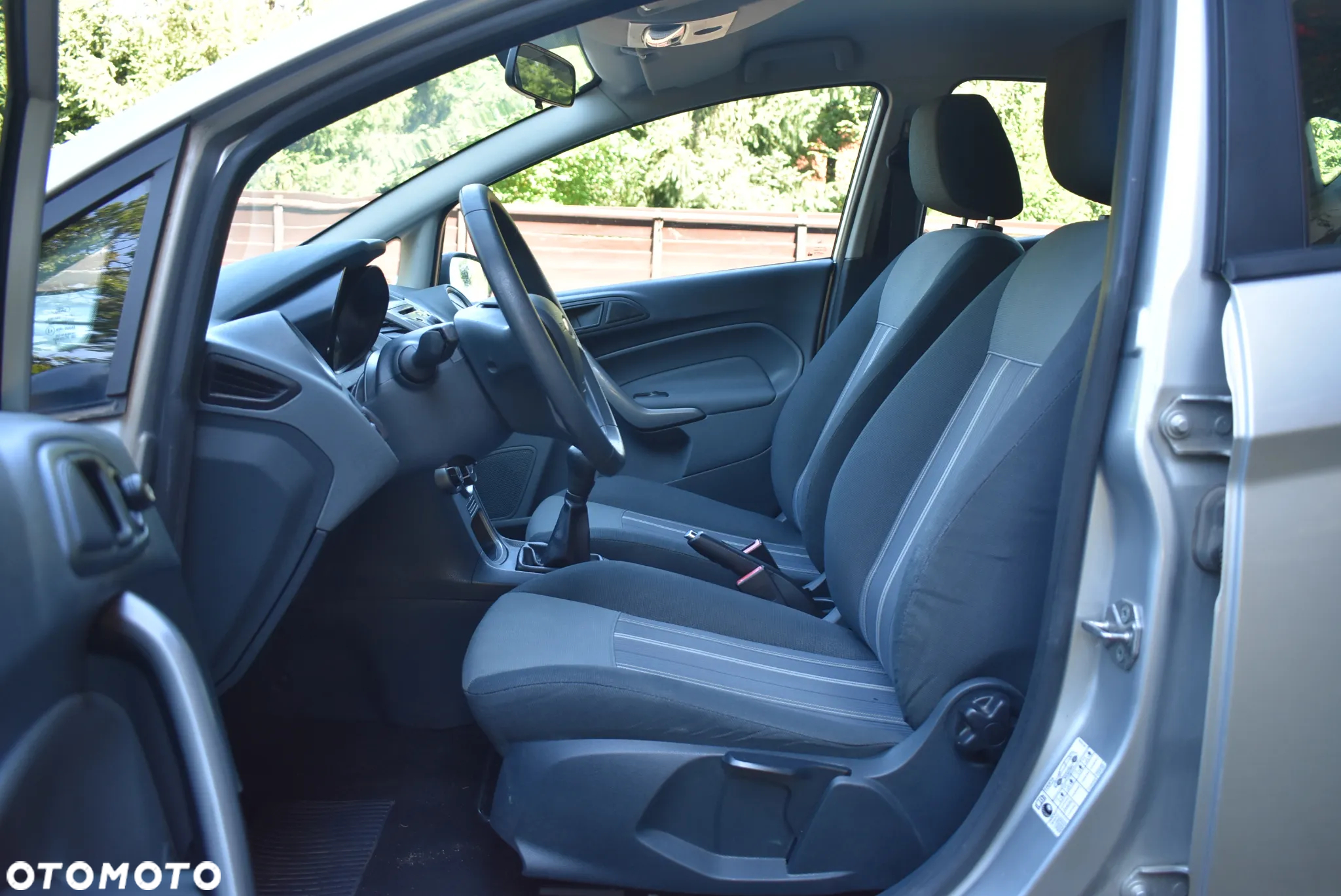 Ford Fiesta 1.25 Trend - 12