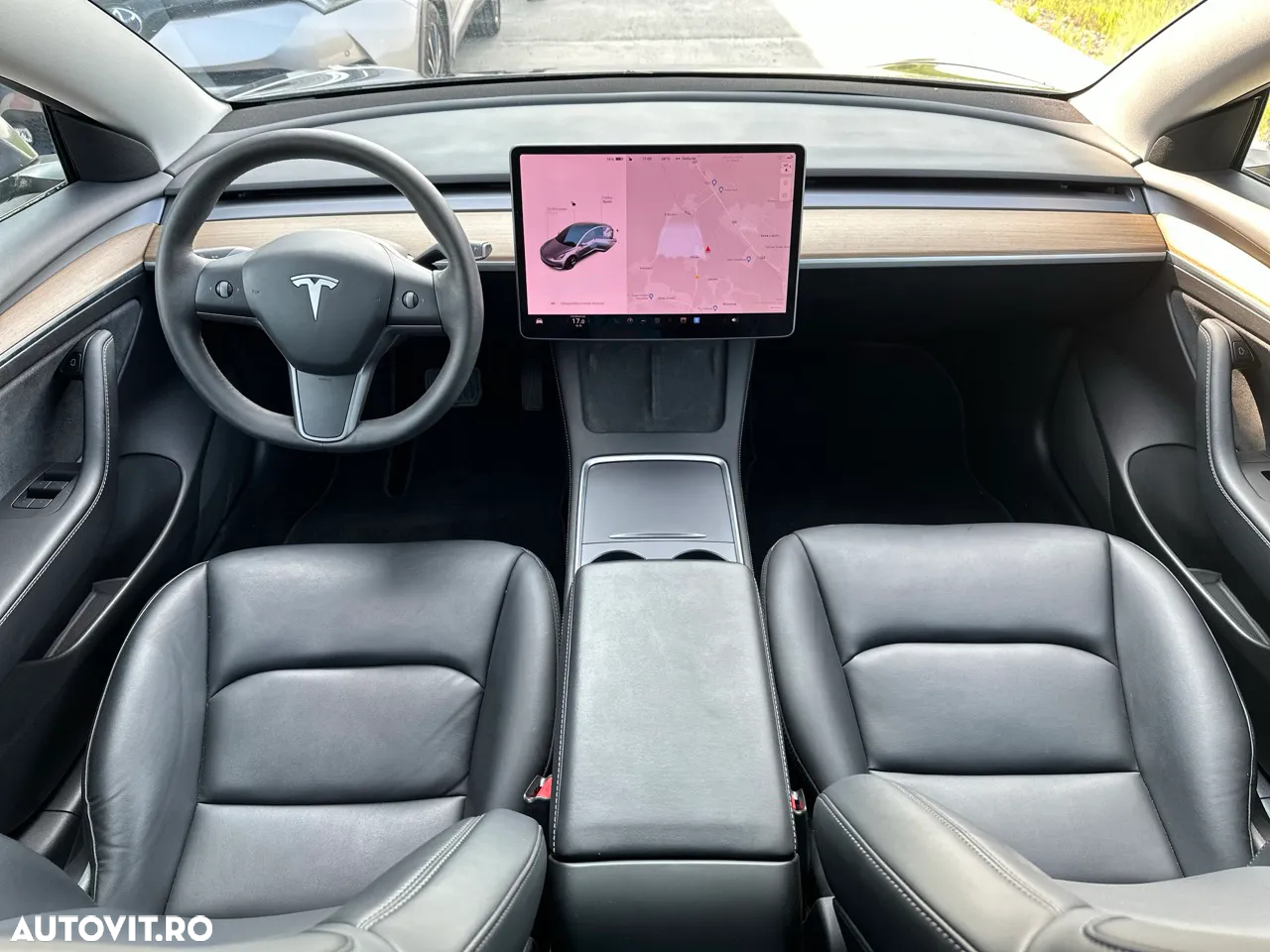 Tesla Model 3 Langstreckenbatterie Allradantrieb Dual Motor - 16