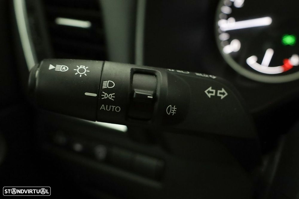 Nissan Qashqai 1.3 DIG-T Acenta Xtronic - 16