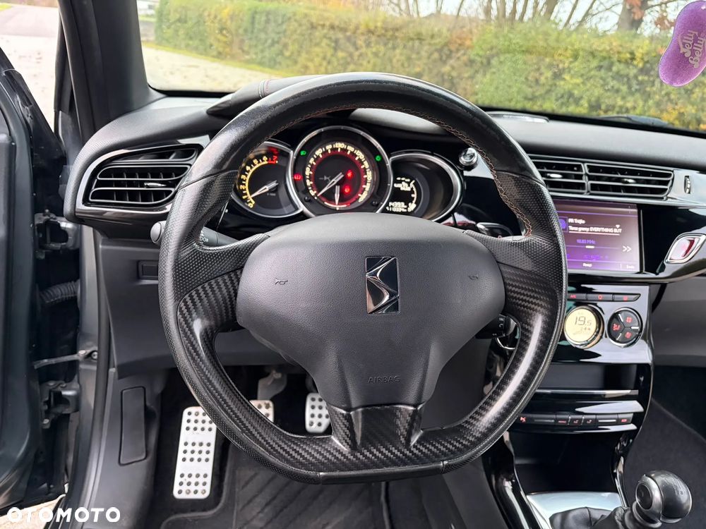 Citroën DS3 THP 208 Start & Stop PERFORMANCE - 14