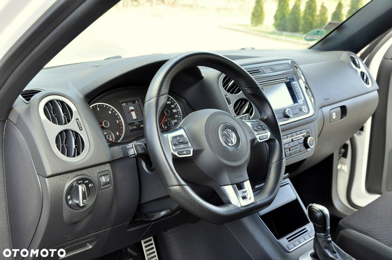 Volkswagen Tiguan - 22