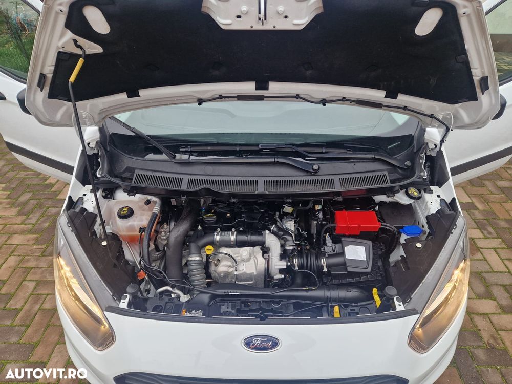 Ford Tourneo Courier - 20