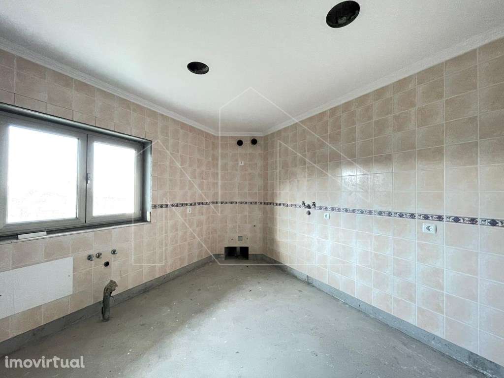 Moradia T3 Eixo e Eirol - Grande imagem: 4/23