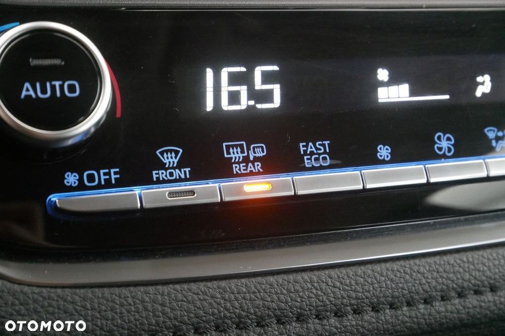 Toyota Corolla 1.8 Hybrid Active - 21