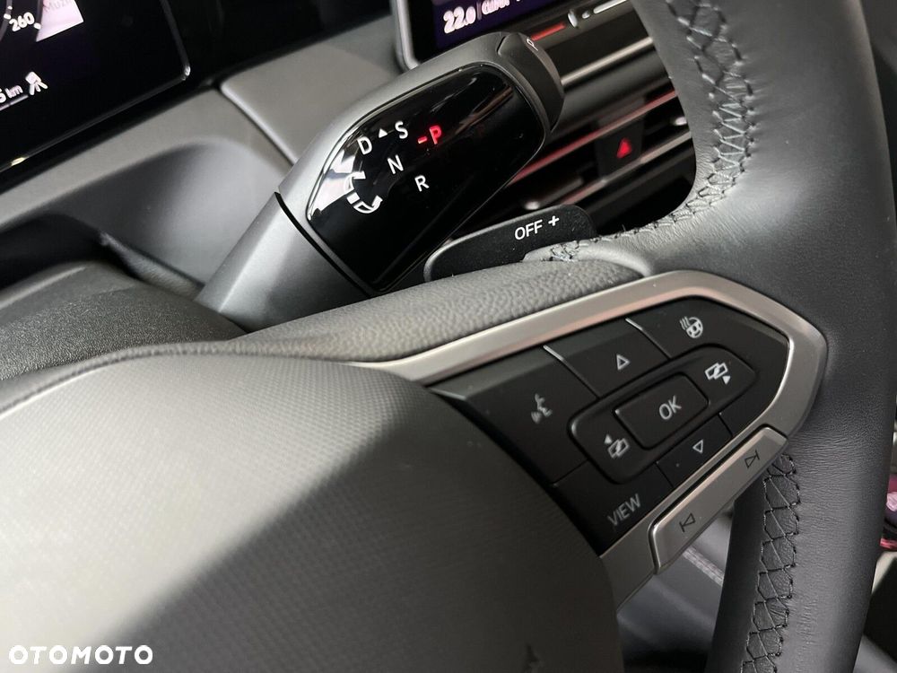 Volkswagen Tiguan - 25