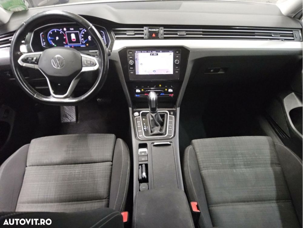 Volkswagen Passat 2.0 TDI SCR DSG Business - 2