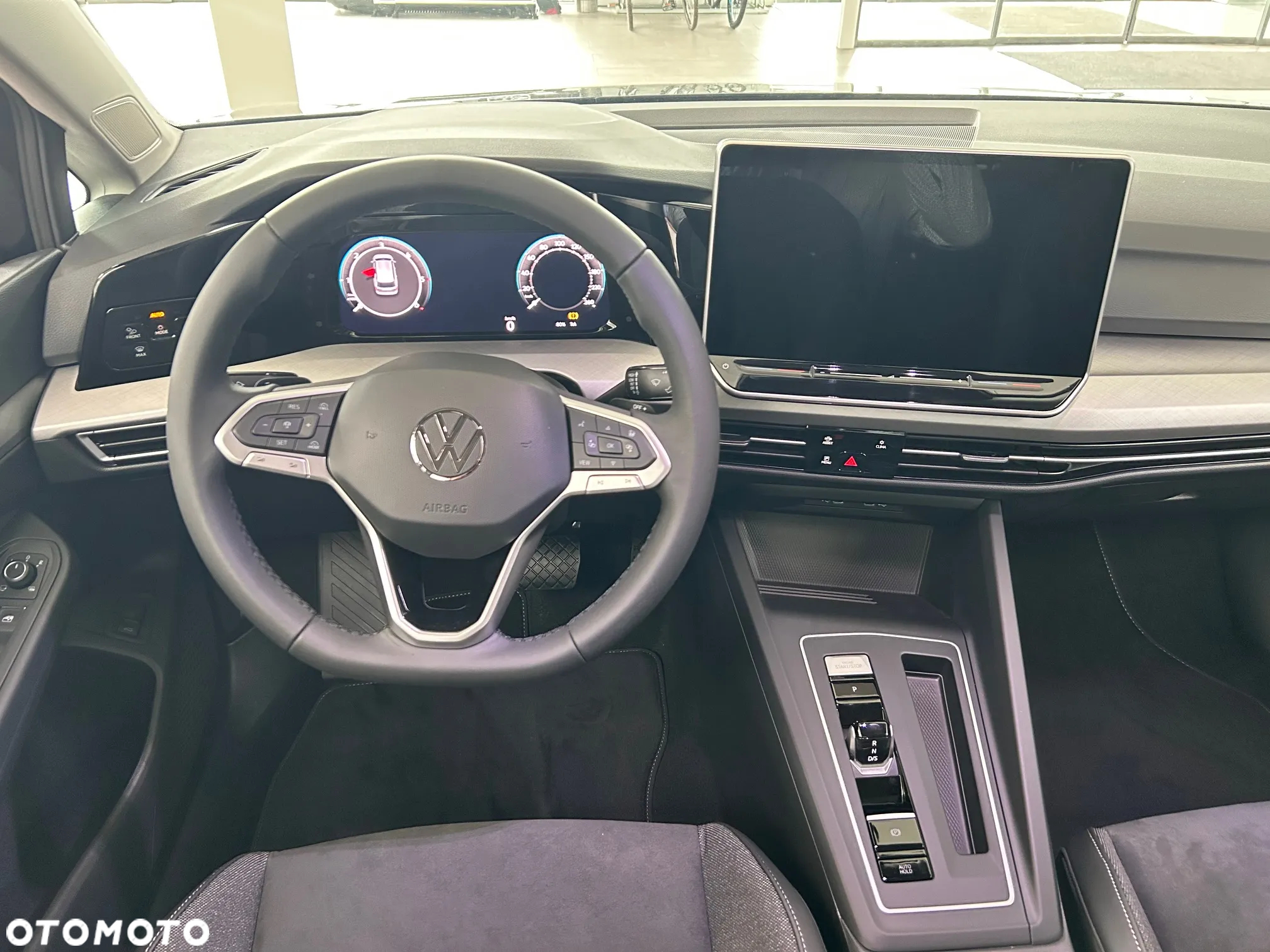 Volkswagen Golf VIII 2.0 TDI Life Plus DSG - 5