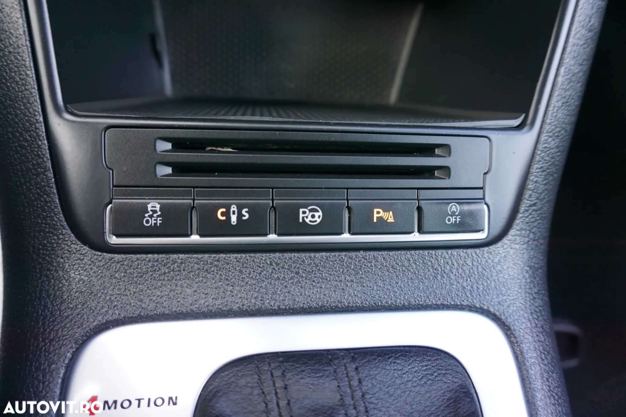 Volkswagen Tiguan 2.0 TDI DPF 4Motion BlueMotion Technology DSG Exclusive - 27