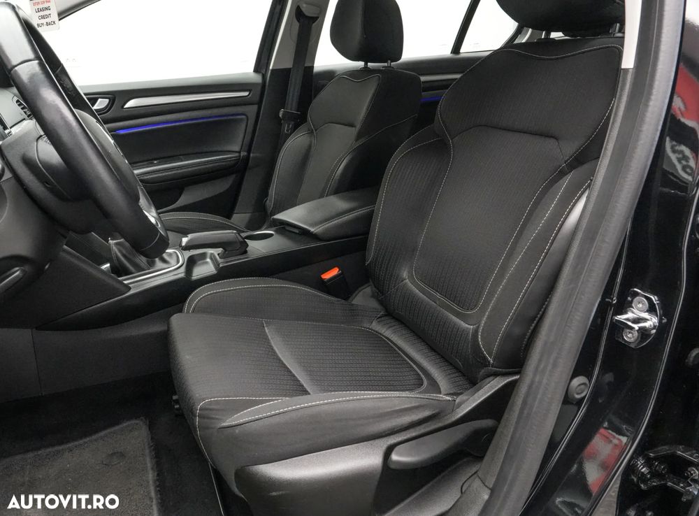 Renault Megane TCE 140 Equilibre - 13