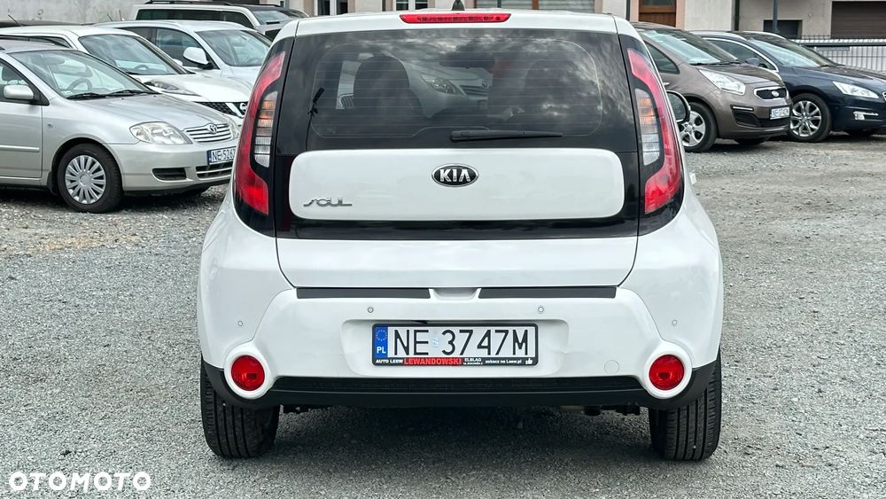Kia Soul - 10