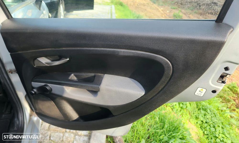 Fiat Grande Punto 1.3 M-Jet Dynamic - 19