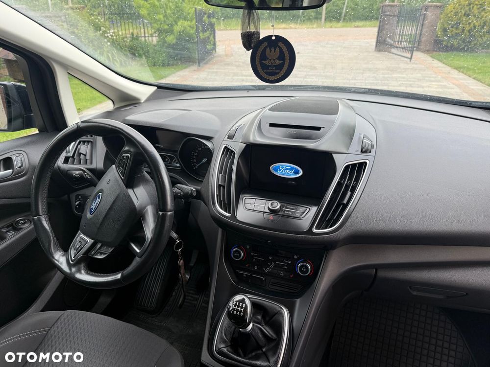 Ford C-MAX - 11