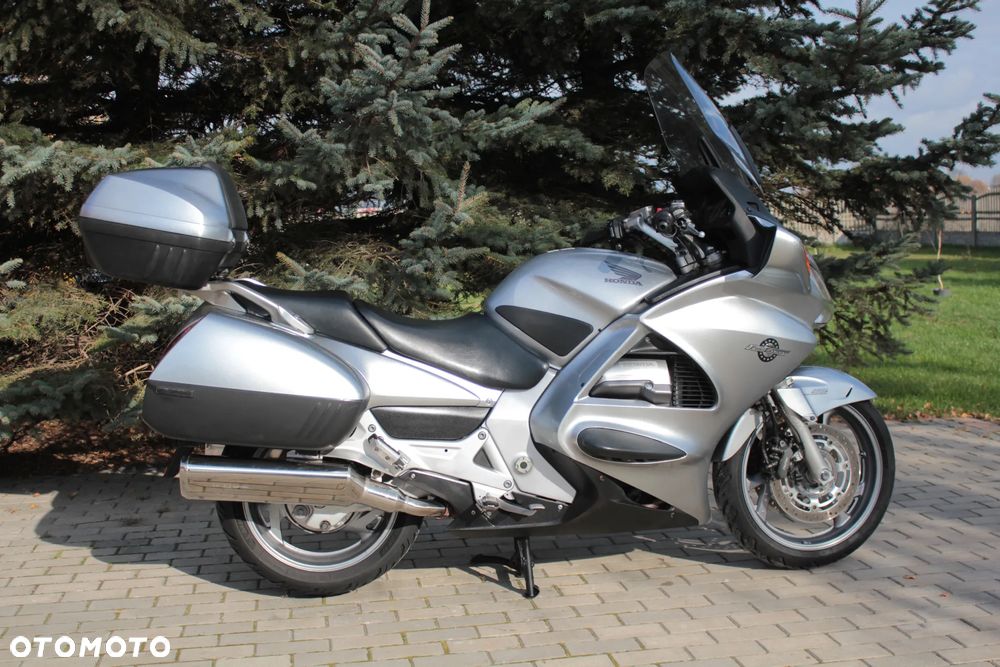Honda ST - 33