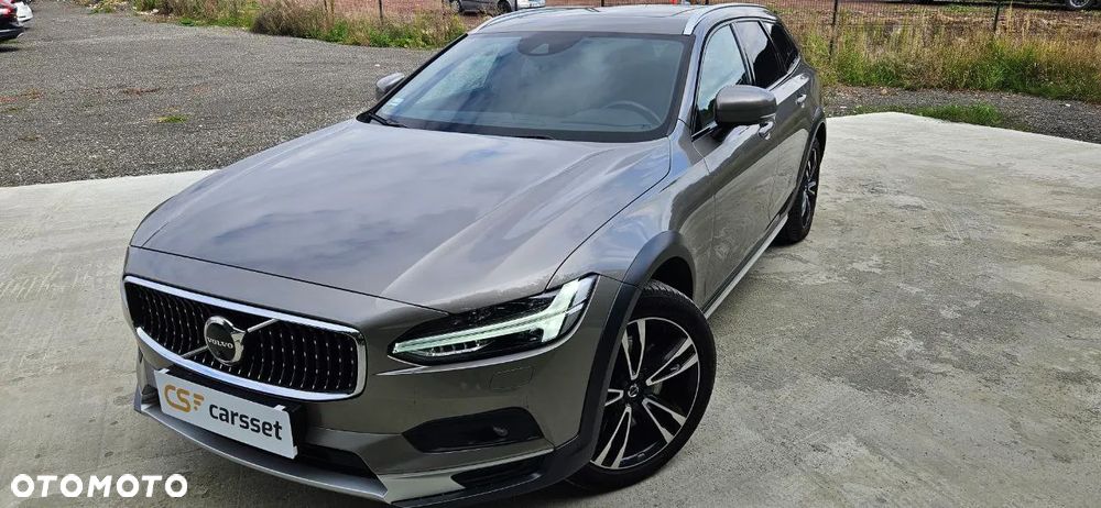 Volvo V90 Cross Country B4 D AWD Pro - 2