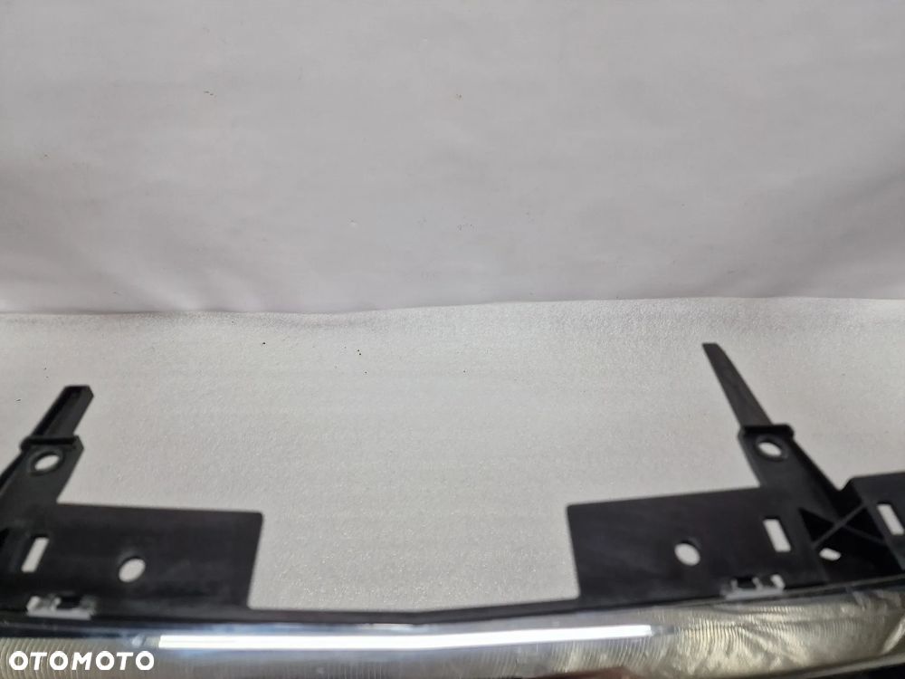 SEAT LEON 3 III 5F0 LIFT FR 16- KOMPLETNY ZDERZAK PRZEDNI PRZÓD + GRILL + KRATKA ŚRODKOWA , ŁADNY , KOLOR CZERWONY , NR 5F0807221AB / 5F0807221AJ , NR AUKCJI NZ971 - 21