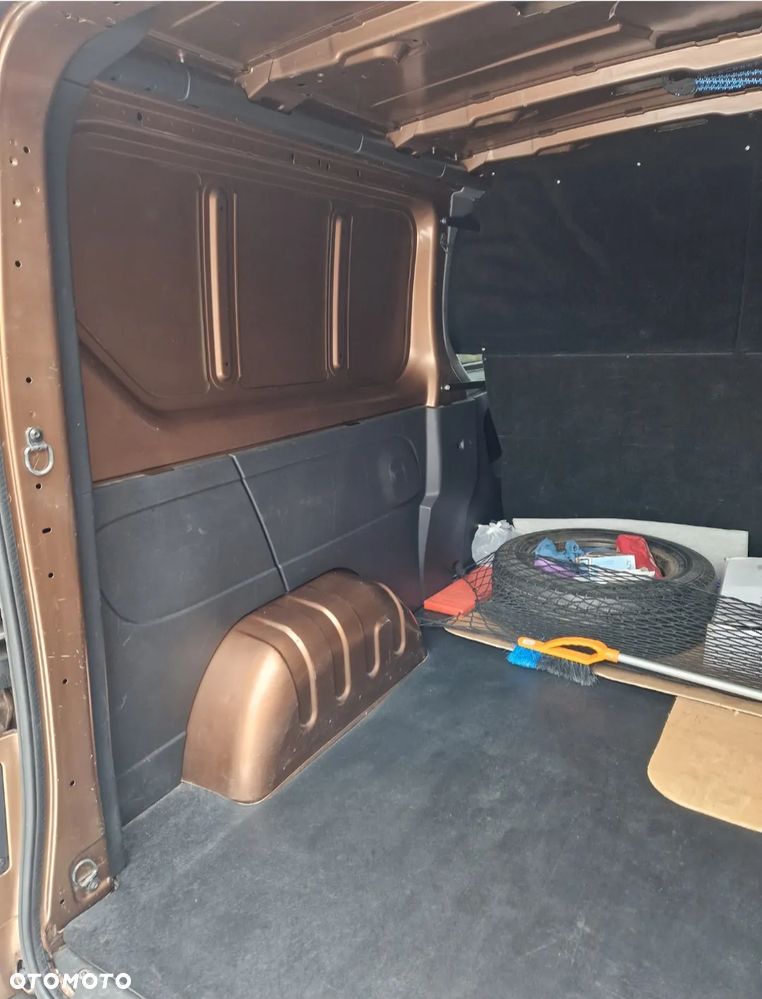 Opel Vivaro - 6