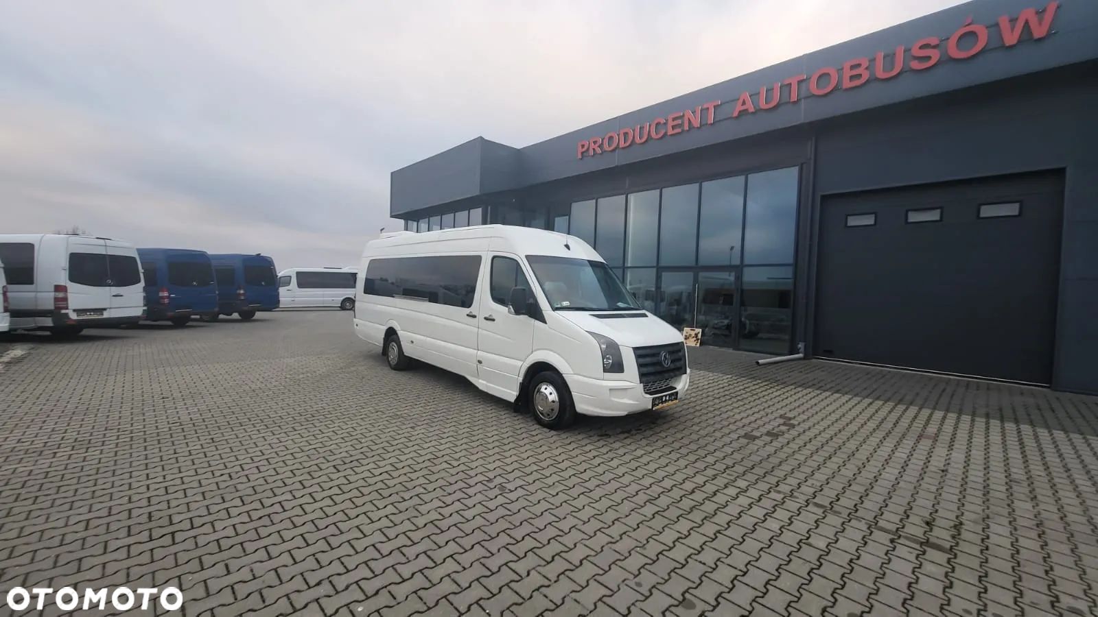 Volkswagen Crafter - 24 miejsca - TURYSTYCZNY - 1