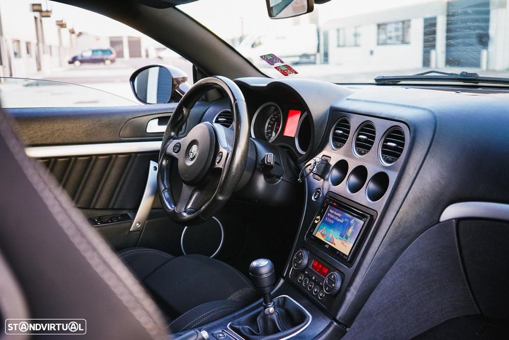 Alfa Romeo Brera 2.0 JTDM - 10