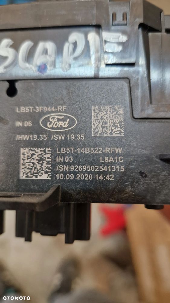 Ford Escape taśma kierownicy 2020 - 4