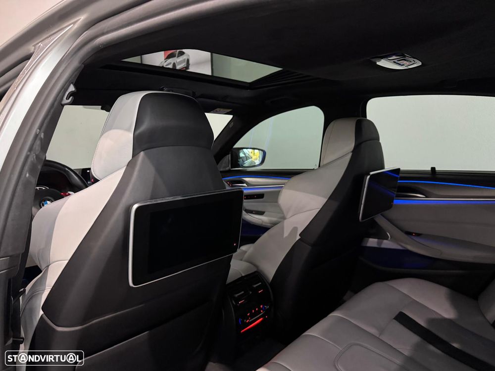 BMW M5 Standard - 12