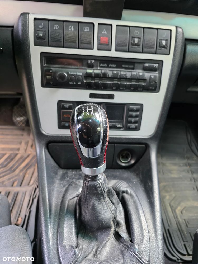 Audi A4 Avant 1.9 TDI - 10