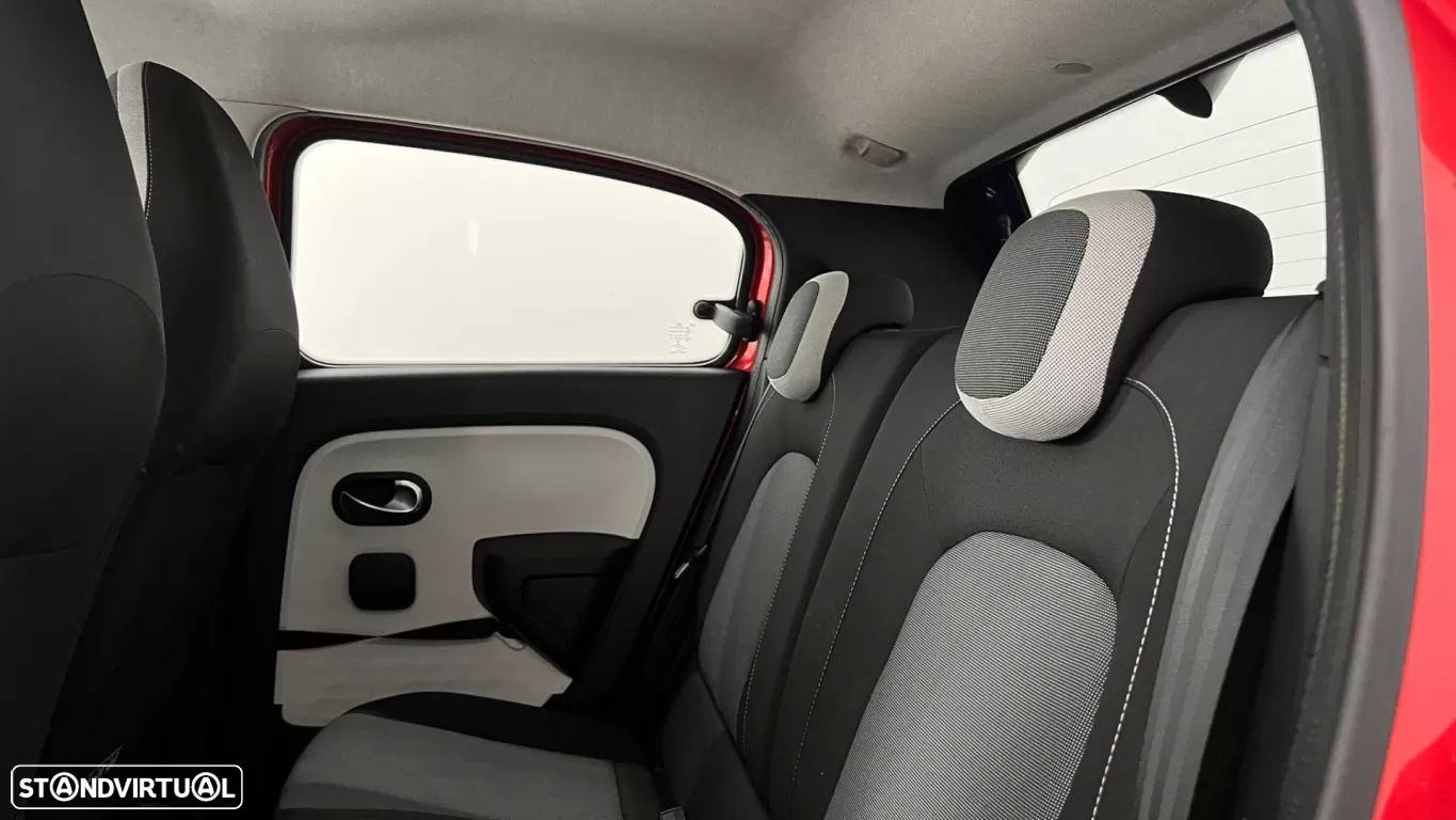 Renault Twingo ENERGY TCe 90 Intens - 24