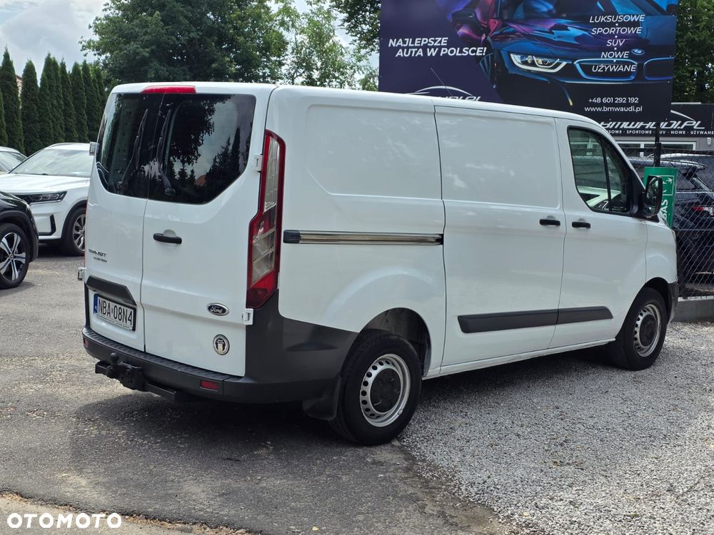 Ford TRANSIT CUSTOM - 9