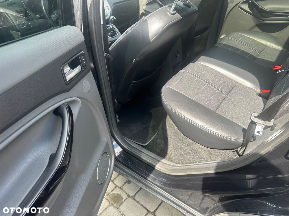 Ford Kuga 2.0 TDCi 4x4 Titanium - 18