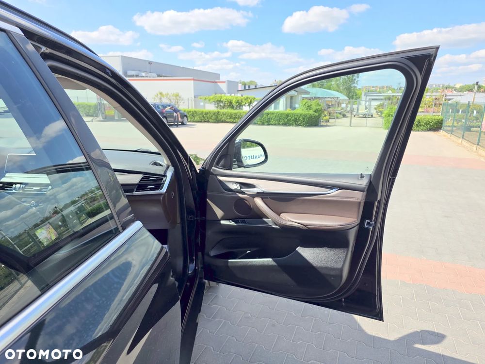 BMW X5 xDrive30d - 14