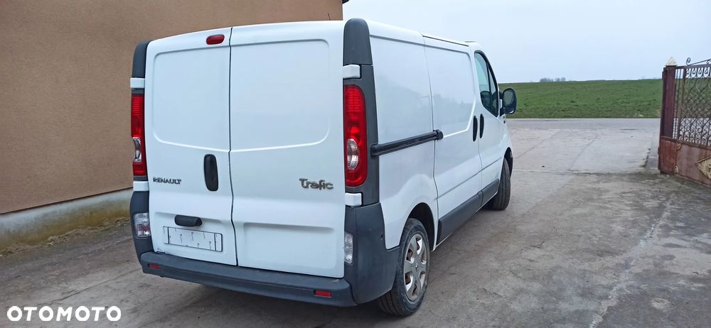 Renault TRAFIC - 3
