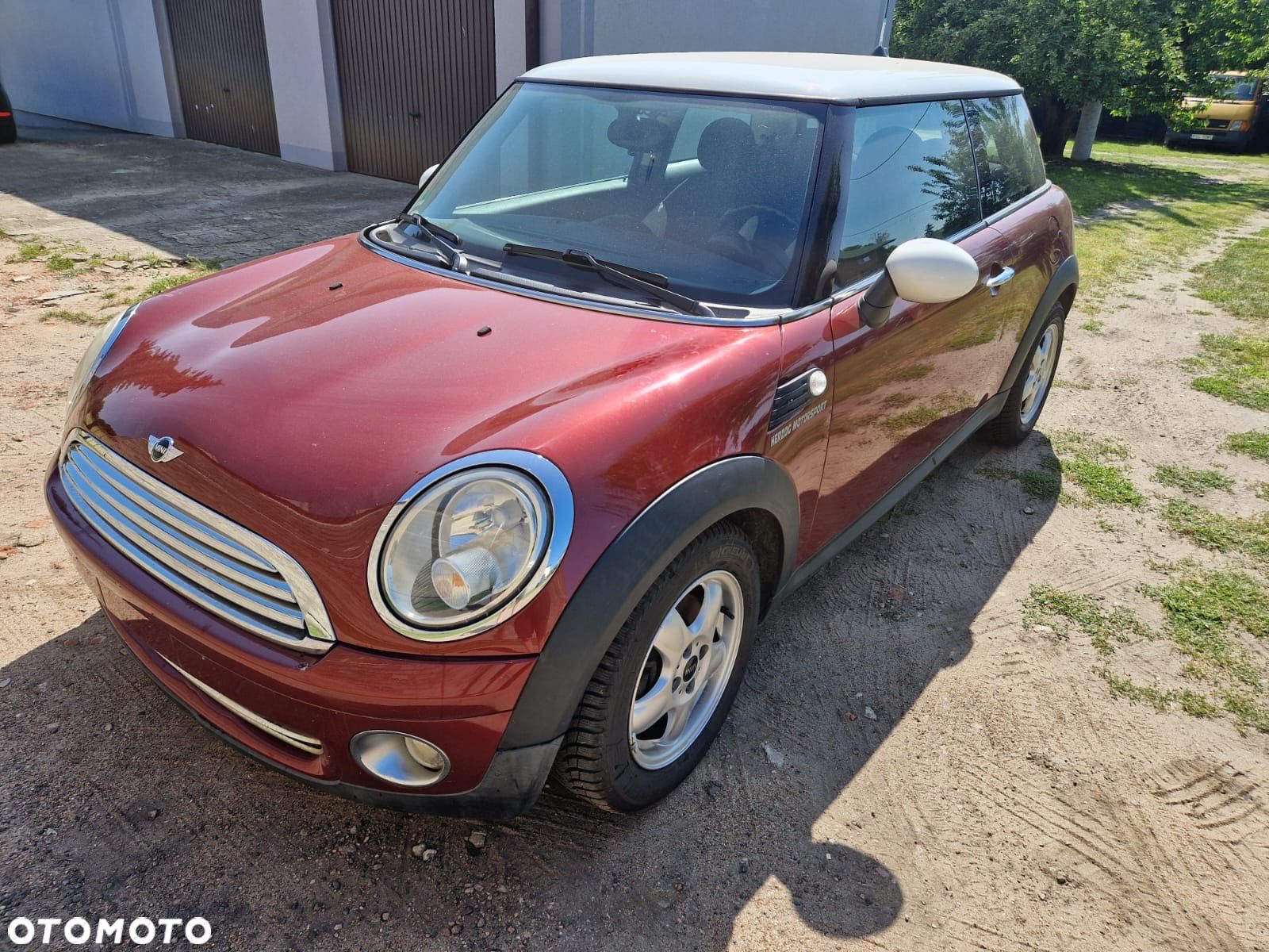 MINI Cooper Standard - 1
