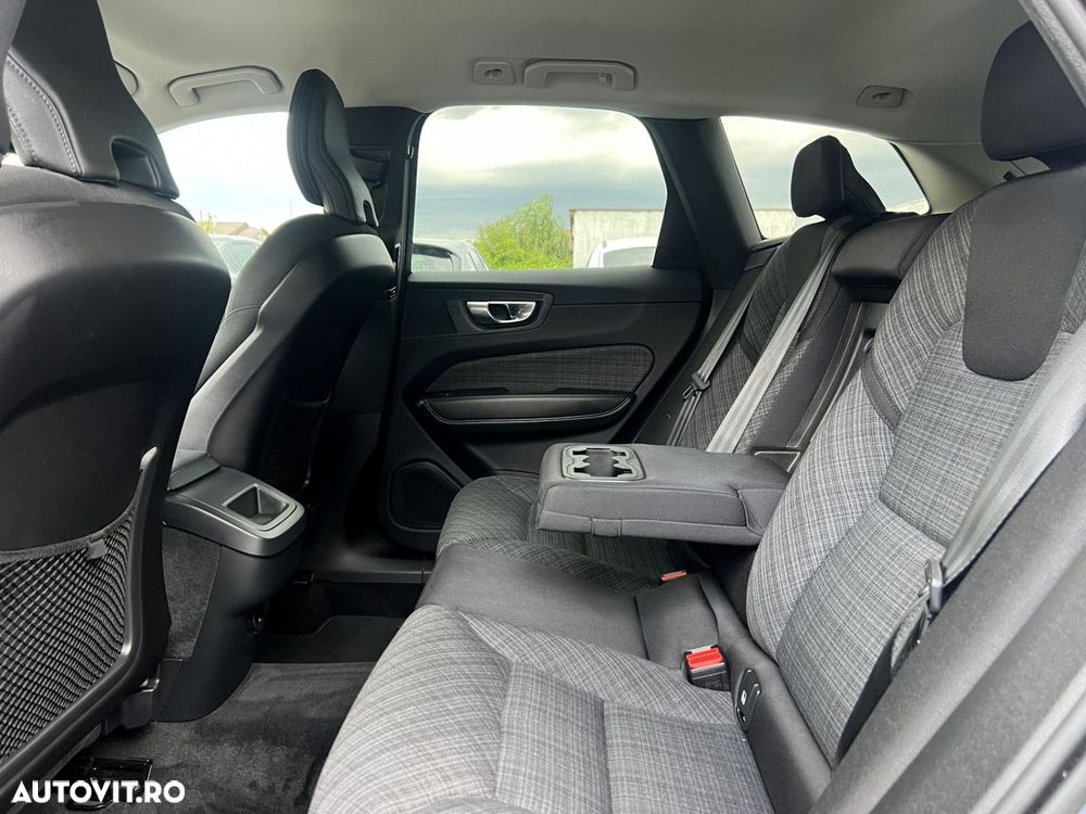 Volvo XC 60 - 32