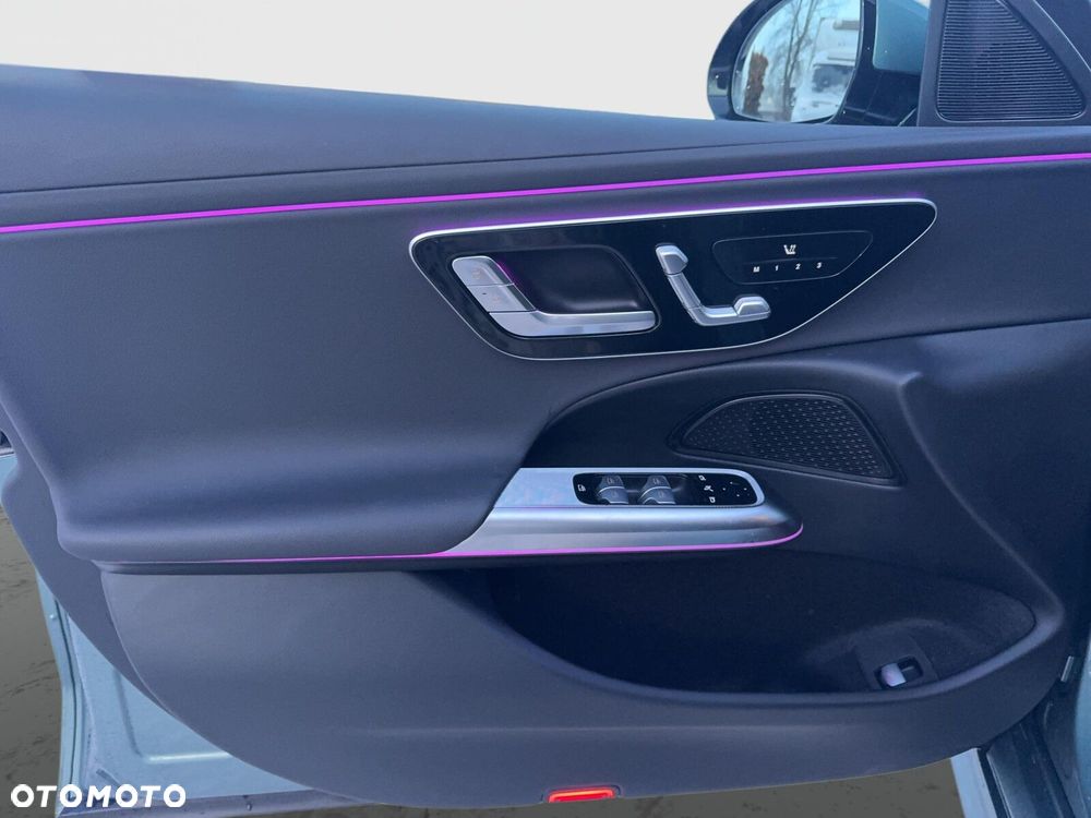 Mercedes-Benz Klasa E - 20