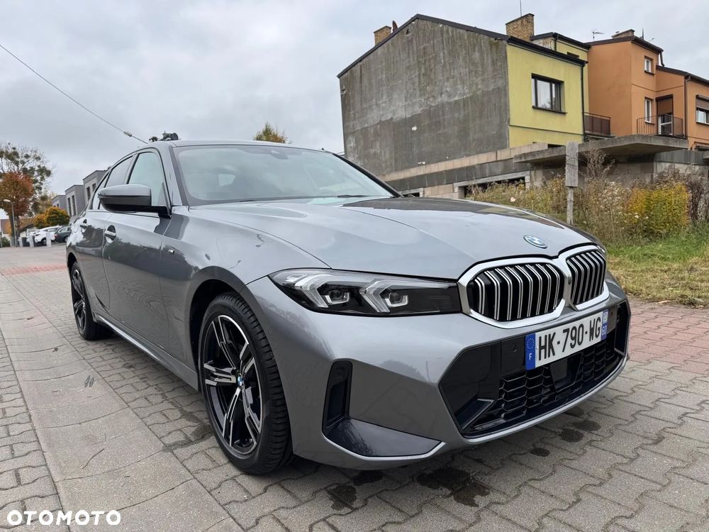 BMW Seria 3 330e xDrive M Sport sport - 5