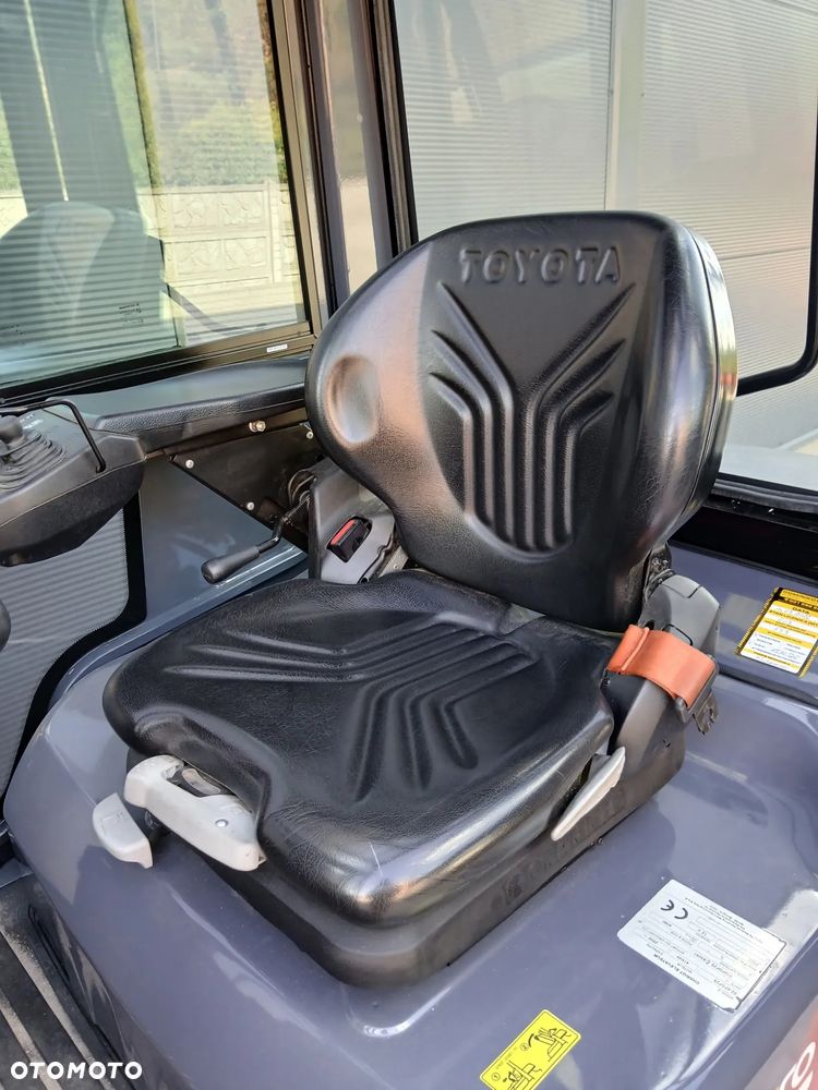 Toyota 52-8FDF25 - 8