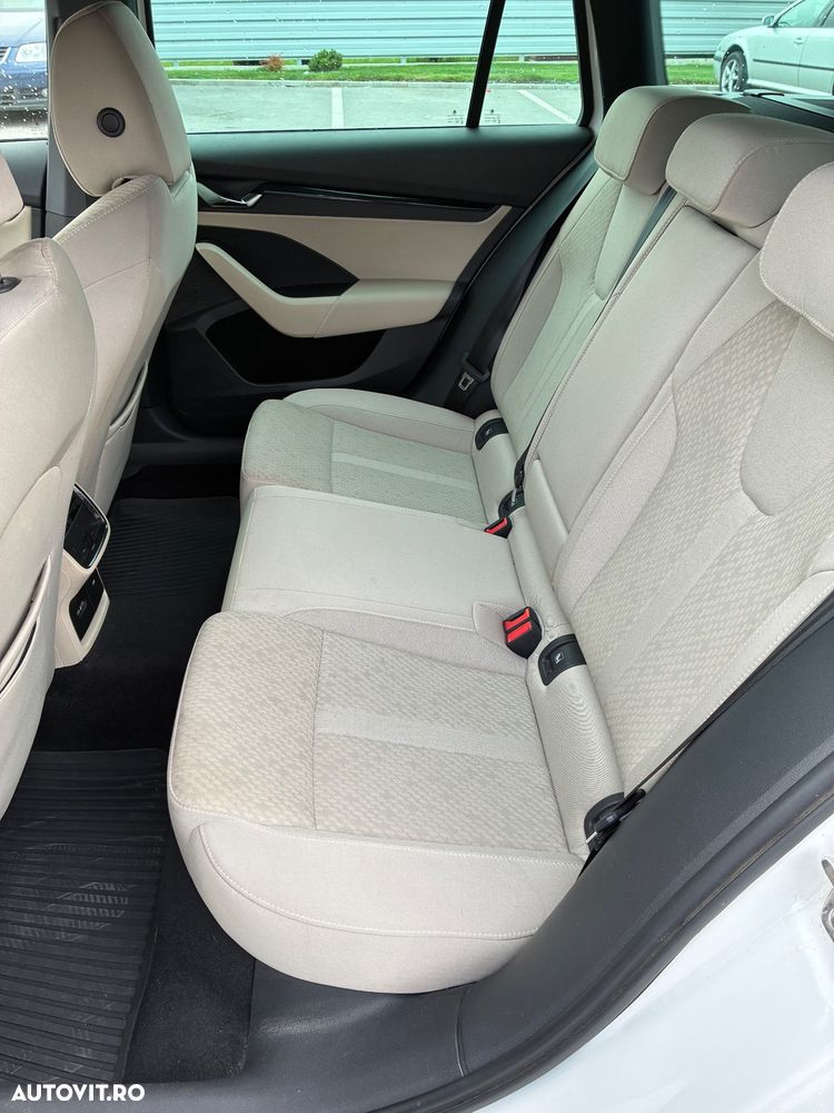 Skoda Octavia 2.0 TDI 4X4 DSG Style - 12