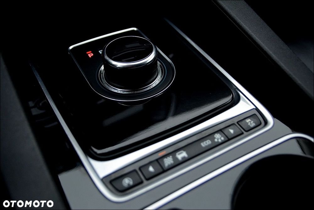 Jaguar F-Pace 2.0 i4D AWD Prestige - 31