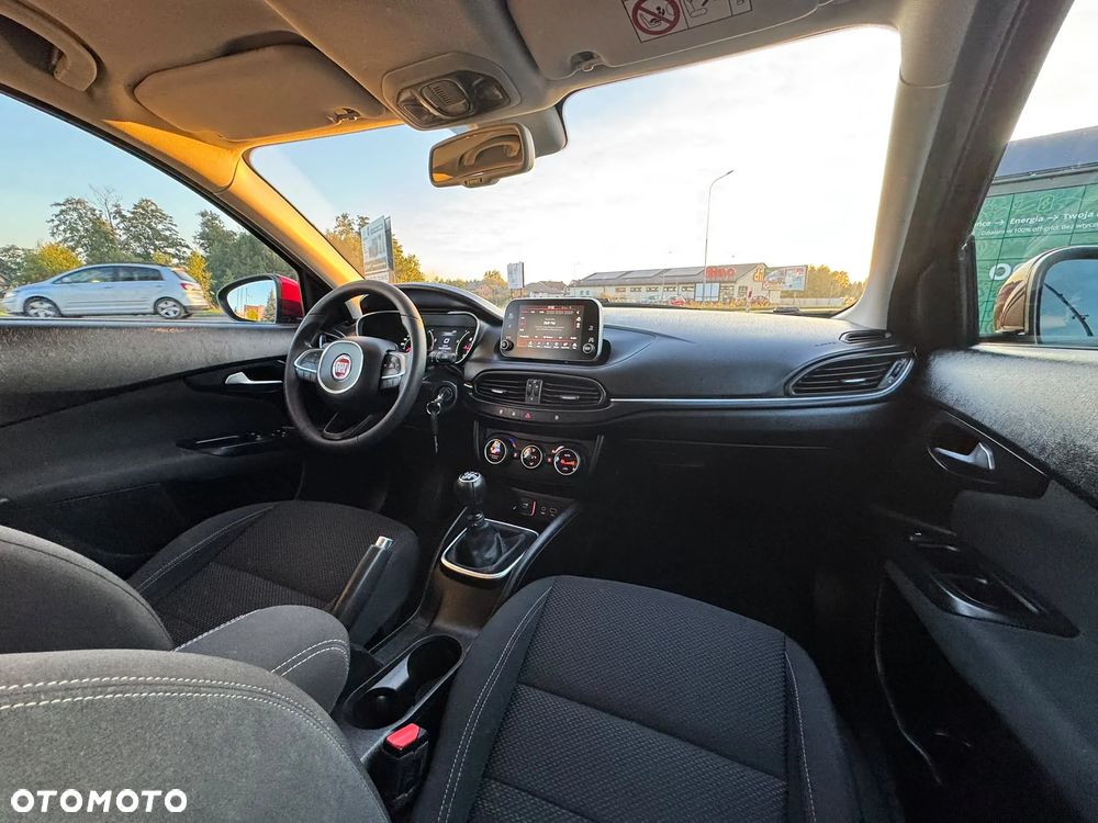Fiat Tipo 1.4 T-Jet Lounge - 22