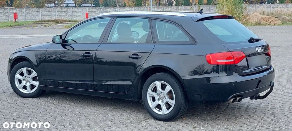 Audi A4 Avant 2.0 TDI DPF Ambiente - 19