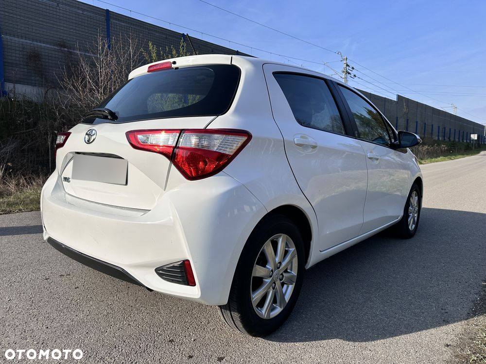 Toyota Yaris 1.5 Dynamic - 4