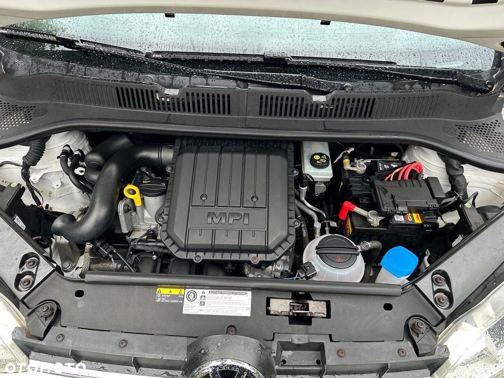 Volkswagen up! - 10