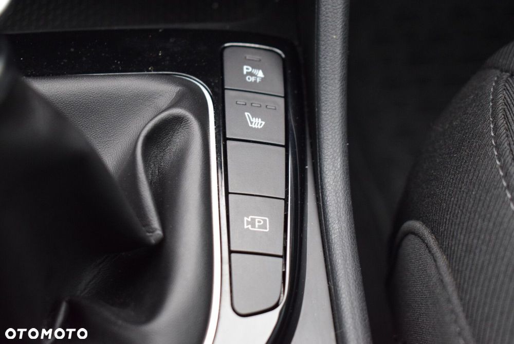 Hyundai Tucson 1.6 T-GDi Smart 2WD - 24