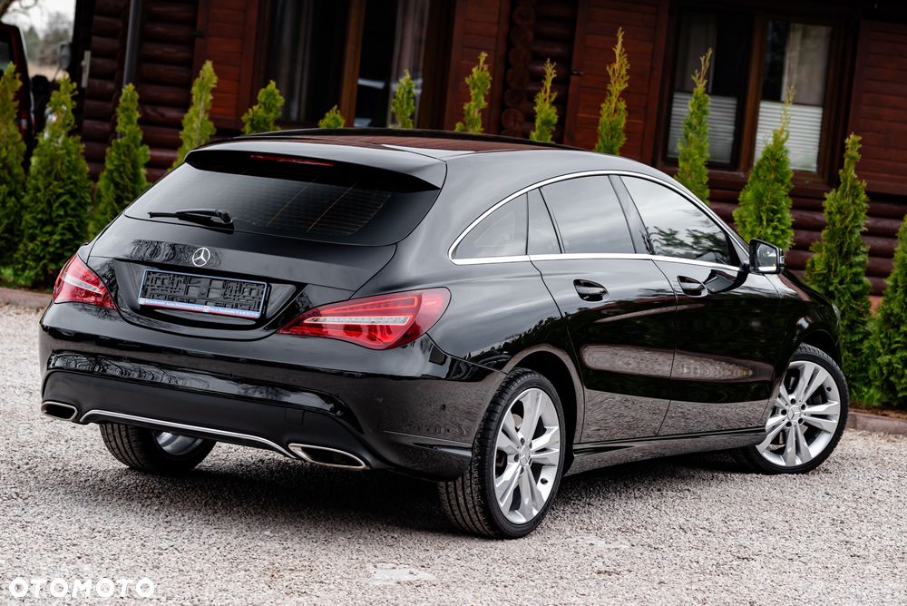 Mercedes-Benz CLA 250 4Matic 7G-DCT Sport - 10