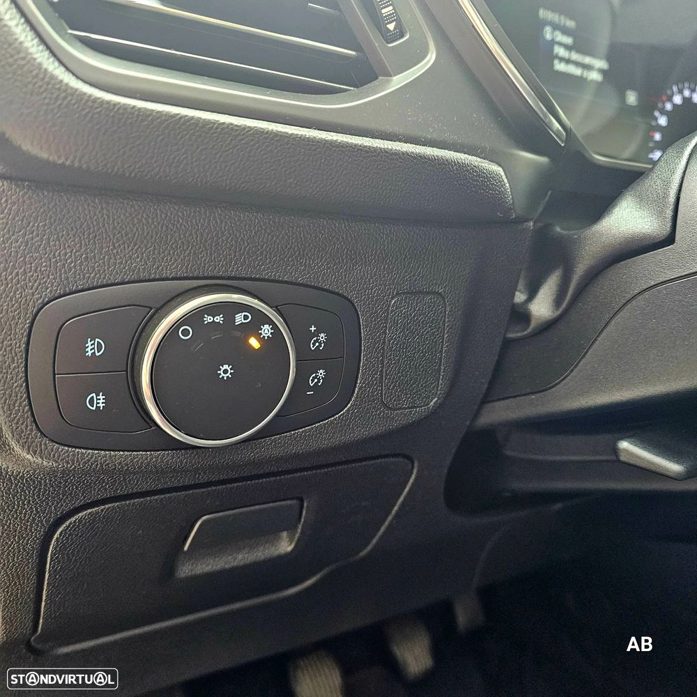 Ford Focus 1.0 EcoBoost Active - 18