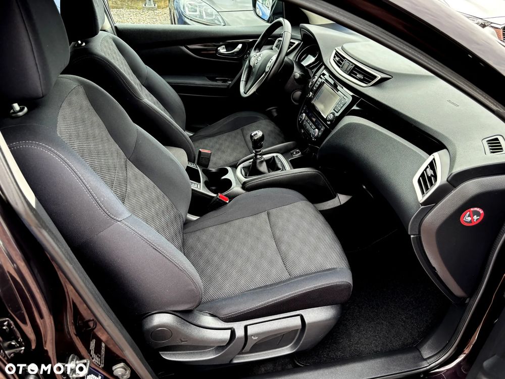 Nissan Qashqai 1.2 DIG-T N-Connecta EU6 - 15