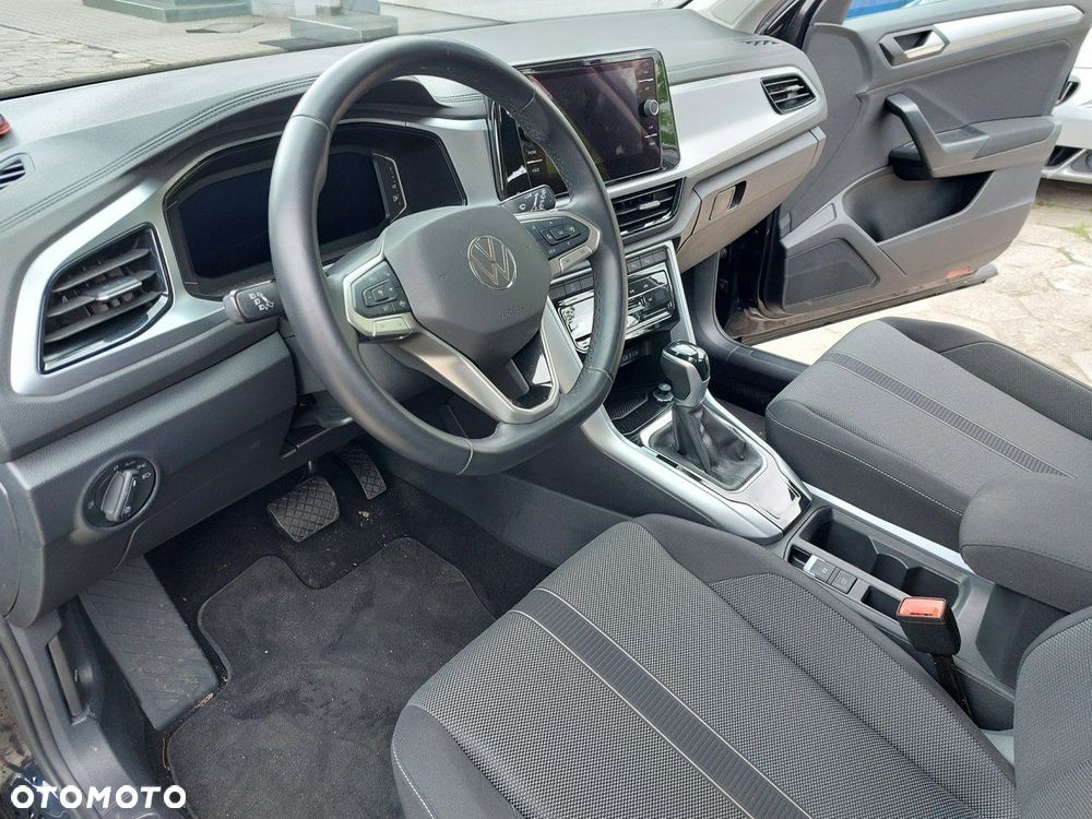 Volkswagen T-Roc - 13